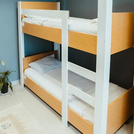 Blue Bells Hostel *